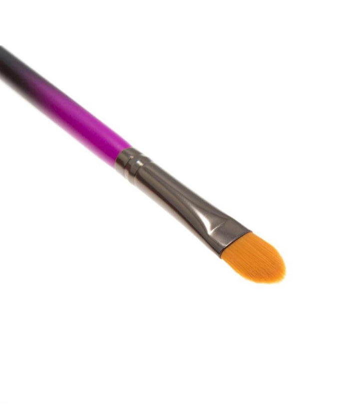 R07 Flat Concealer Brush